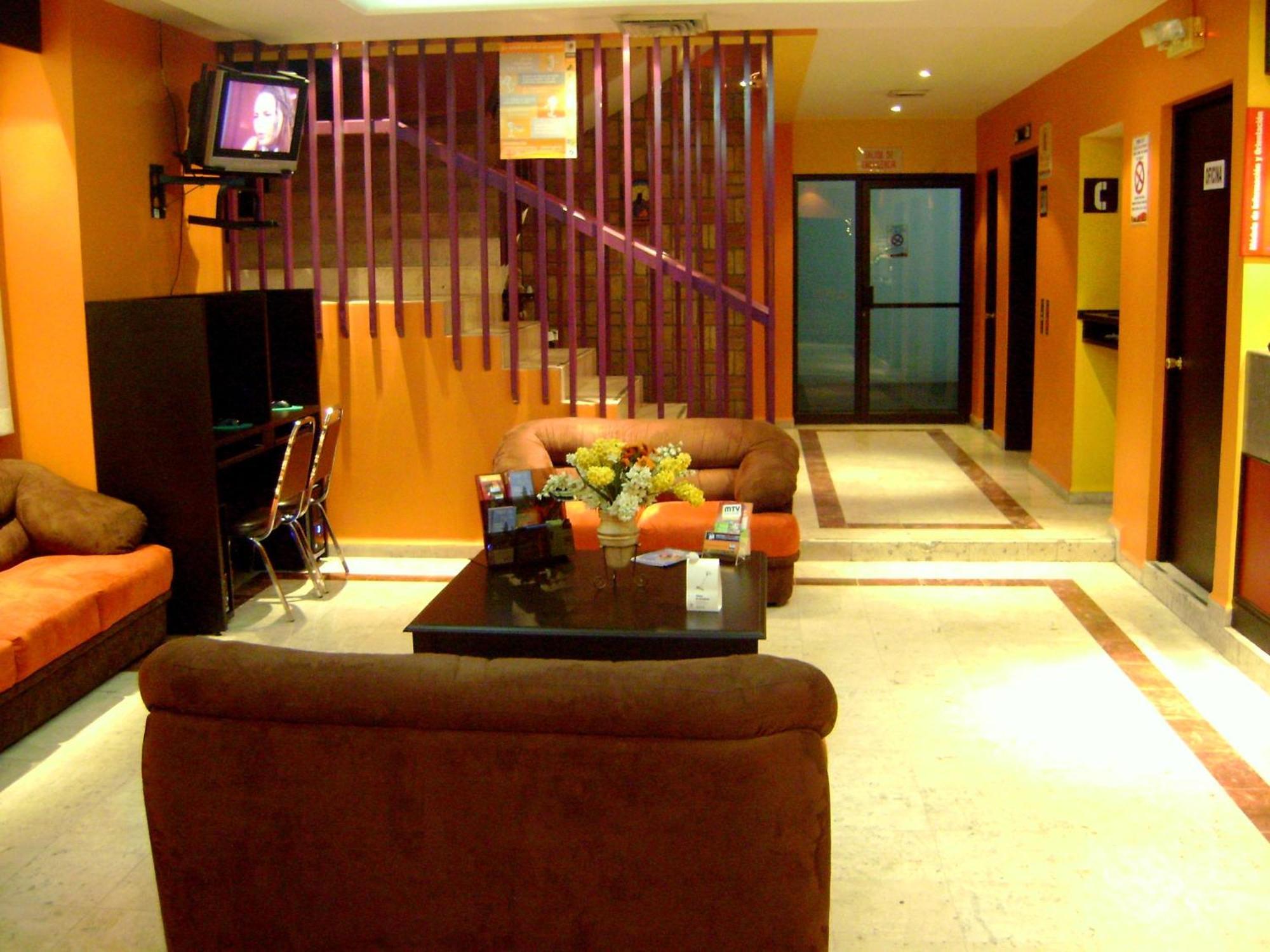 Hotel Le-Gar มอนแตร์เรย์ ภายนอก รูปภาพ