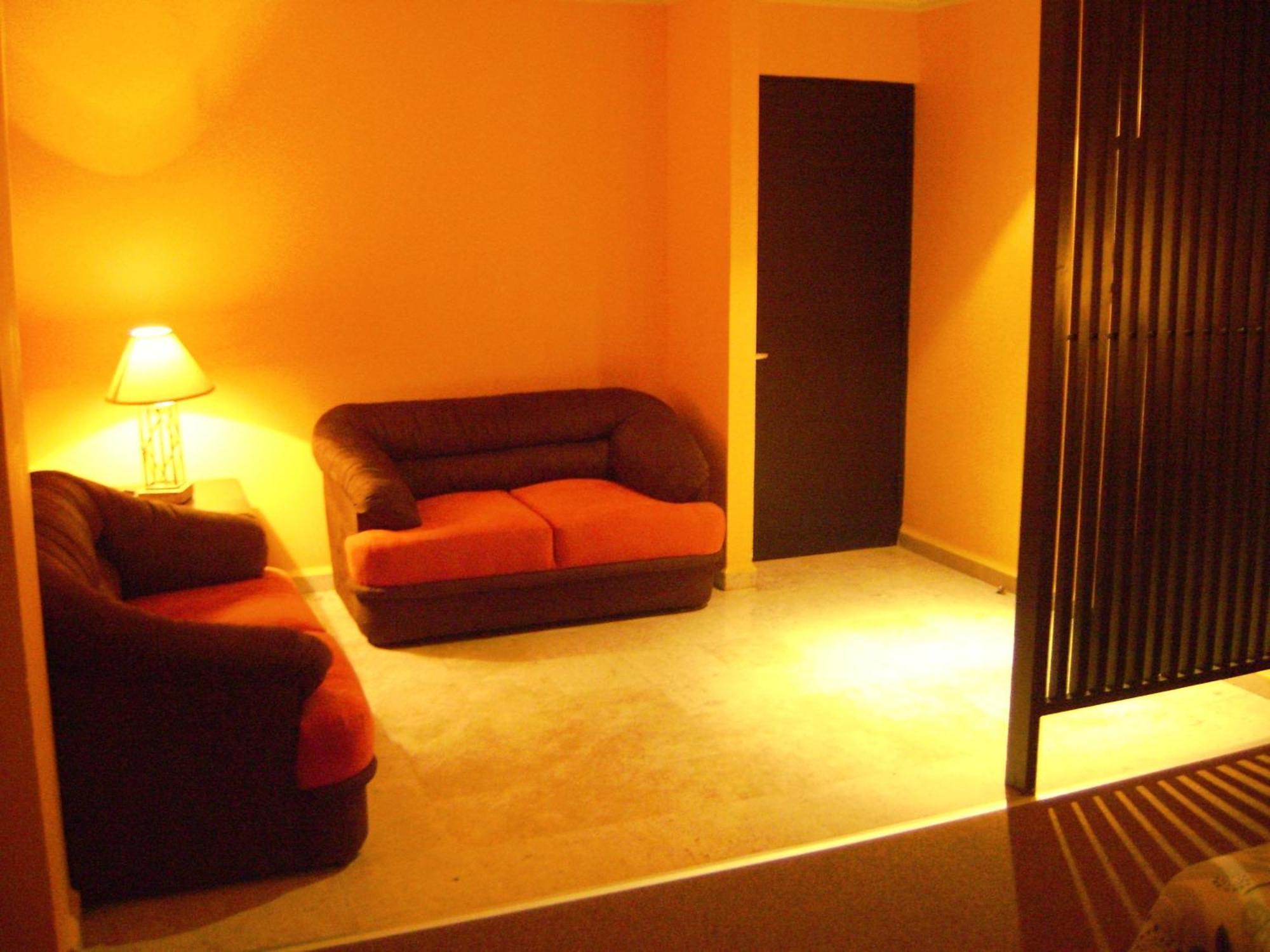 Hotel Le-Gar มอนแตร์เรย์ ภายนอก รูปภาพ