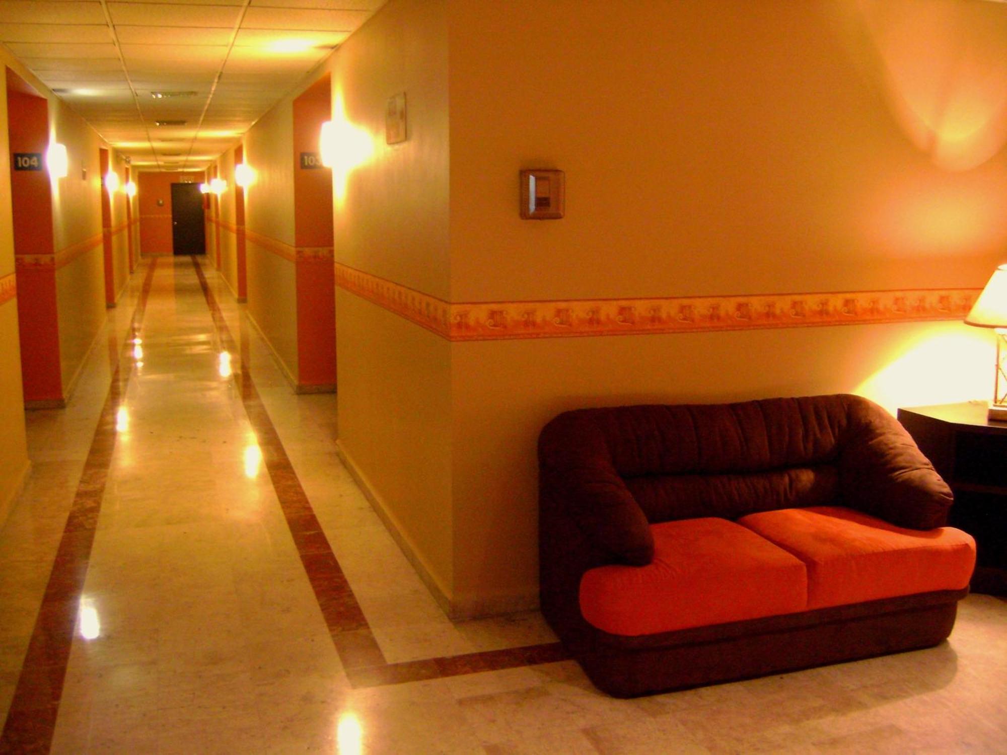 Hotel Le-Gar มอนแตร์เรย์ ภายนอก รูปภาพ